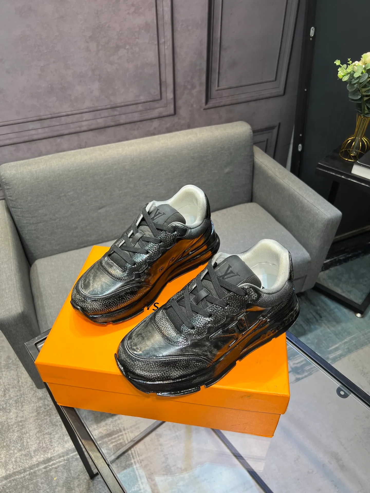 Men's Men's Shoes💰880 LV | Louis Vuitton 2025𝐬𝐬 New Spring and Summer Styles for Couples, Men's Styles Available First. The counter features the latest casual shoes. Hard goods are new🆕 ❥Purchase level! Full of high-end feel! A popular model among bloggers at home and abroad, it’s retro and fashionable and looks amazing on your feet! Wear a lot of happiness! Mainly recommended model on the official website★ ▪️Upper: Original custom-made imported calfskin fabric ▪️Inner lining: breathable gauze imported from Italy ▪️Outsole: rubber foam ➕tpu high-end outsole ▪️Shoe size: 36-44 (customized for 45 and 46)